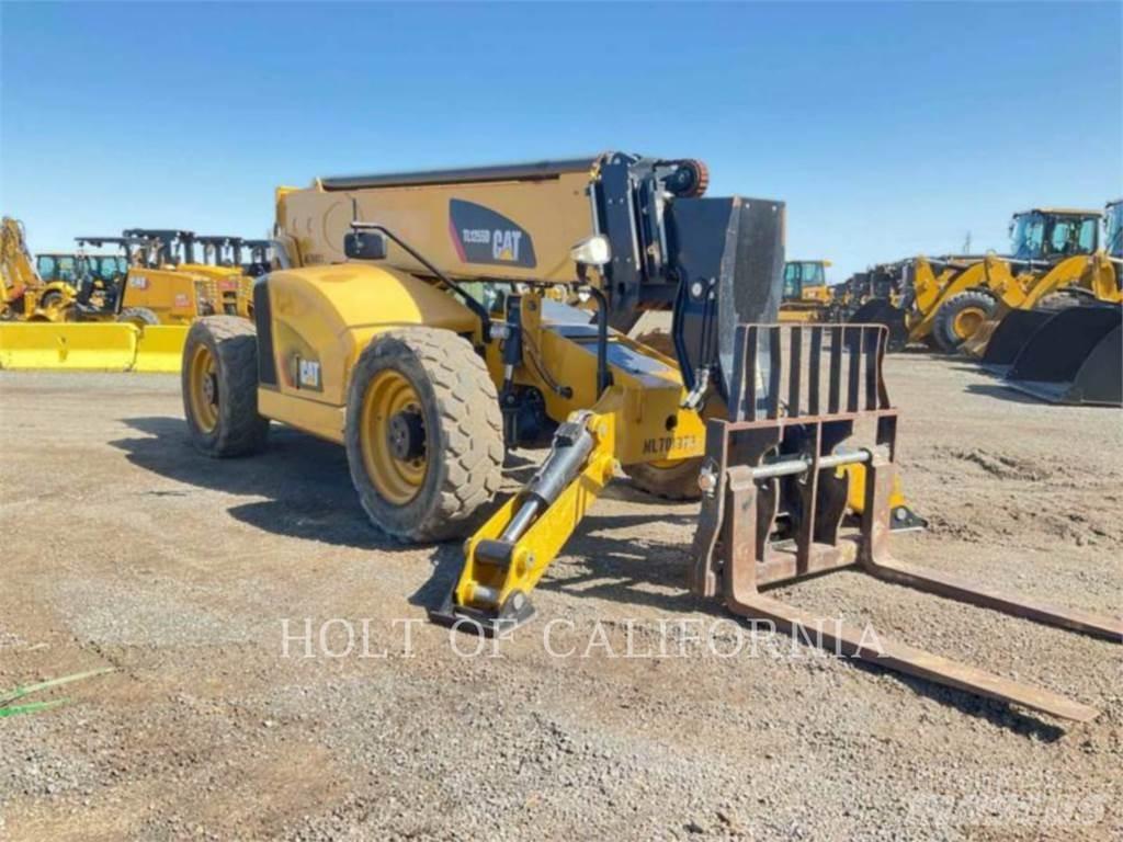 CAT TL1255D Teleskopiskie manipulatori