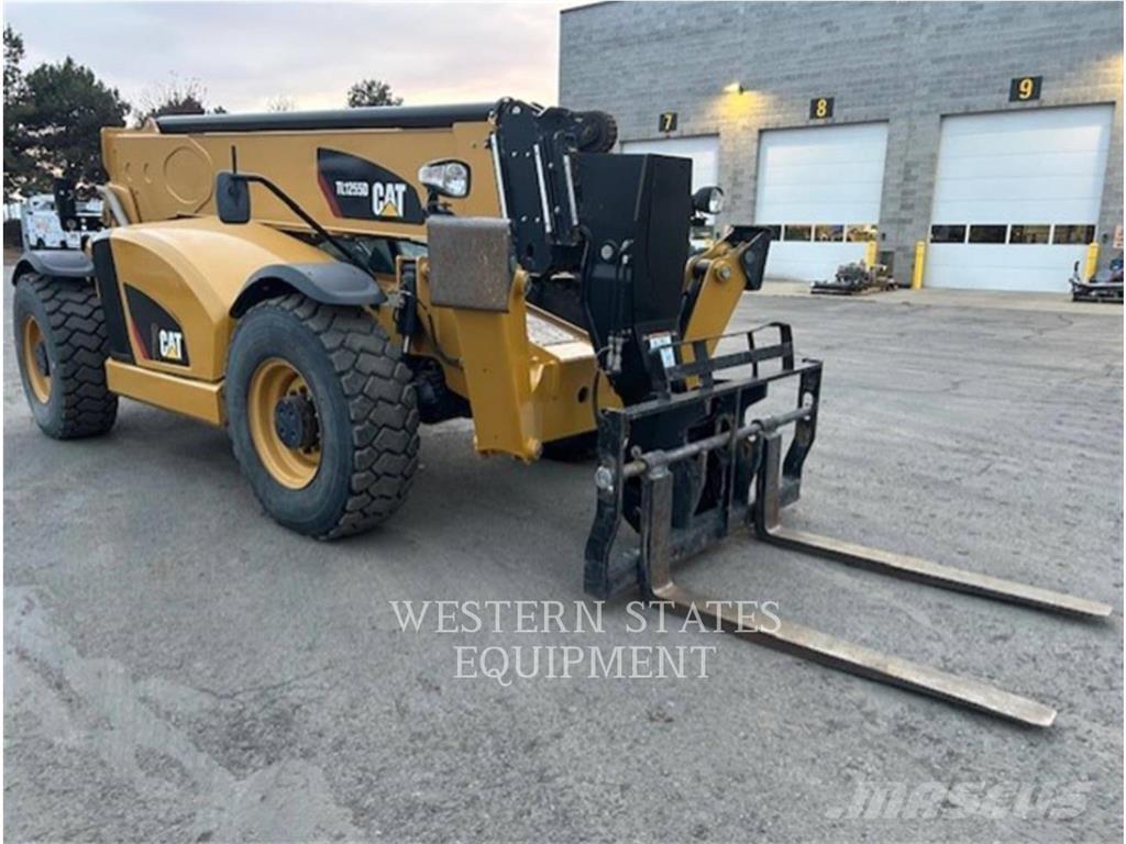 CAT TL1255D Teleskopiskie manipulatori