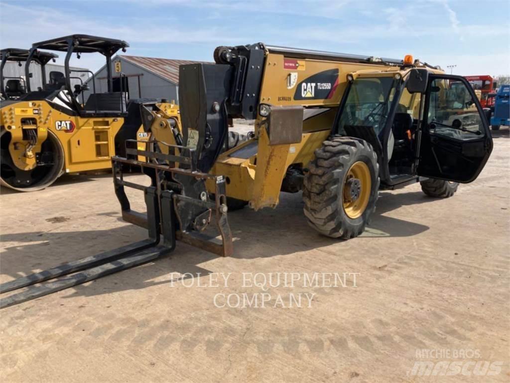 CAT TL1255DC Teleskopiskie manipulatori