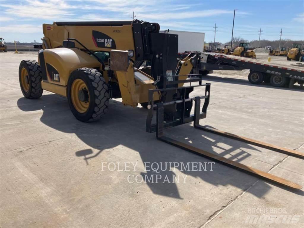 CAT TL1255DC Teleskopiskie manipulatori