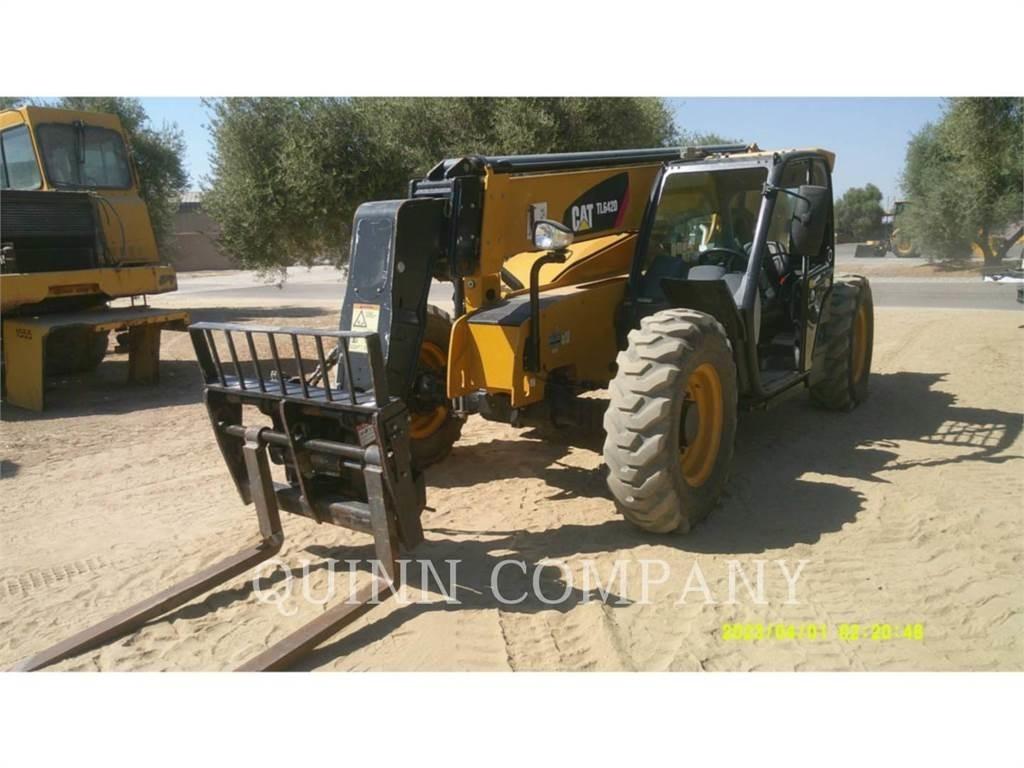 CAT TL642D Teleskopiskie manipulatori