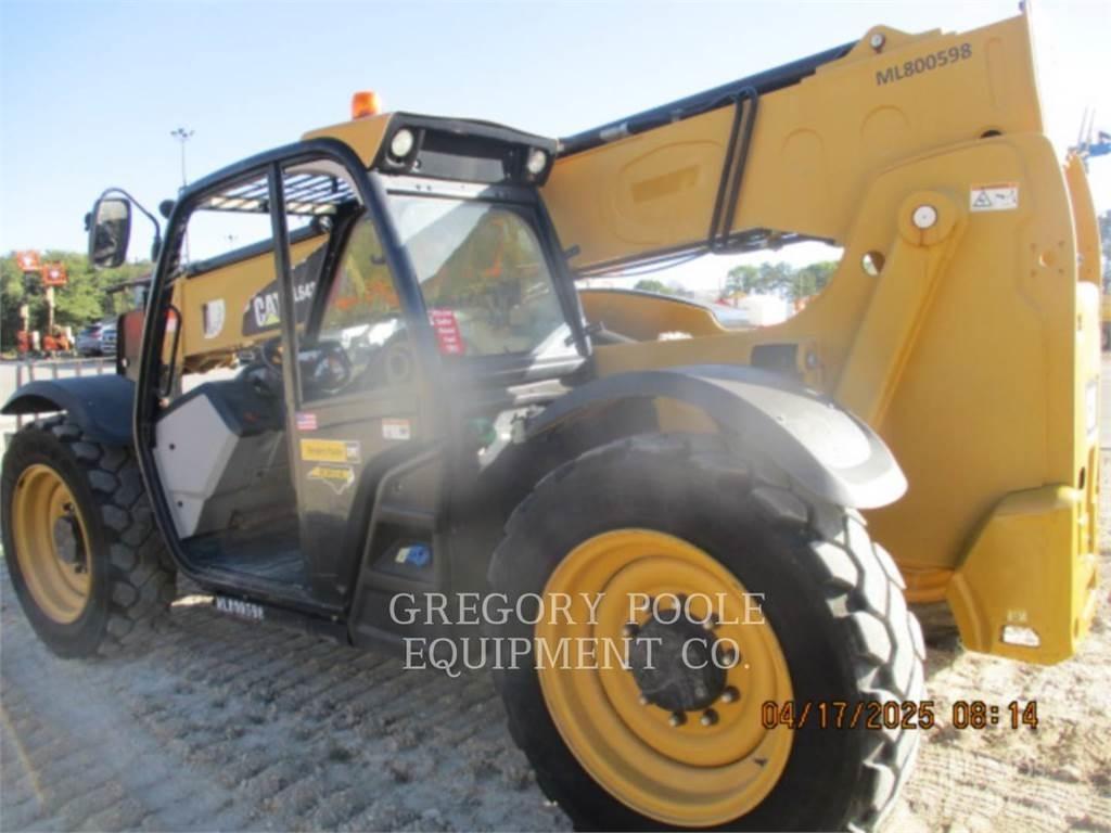 CAT TL642D Teleskopiskie manipulatori