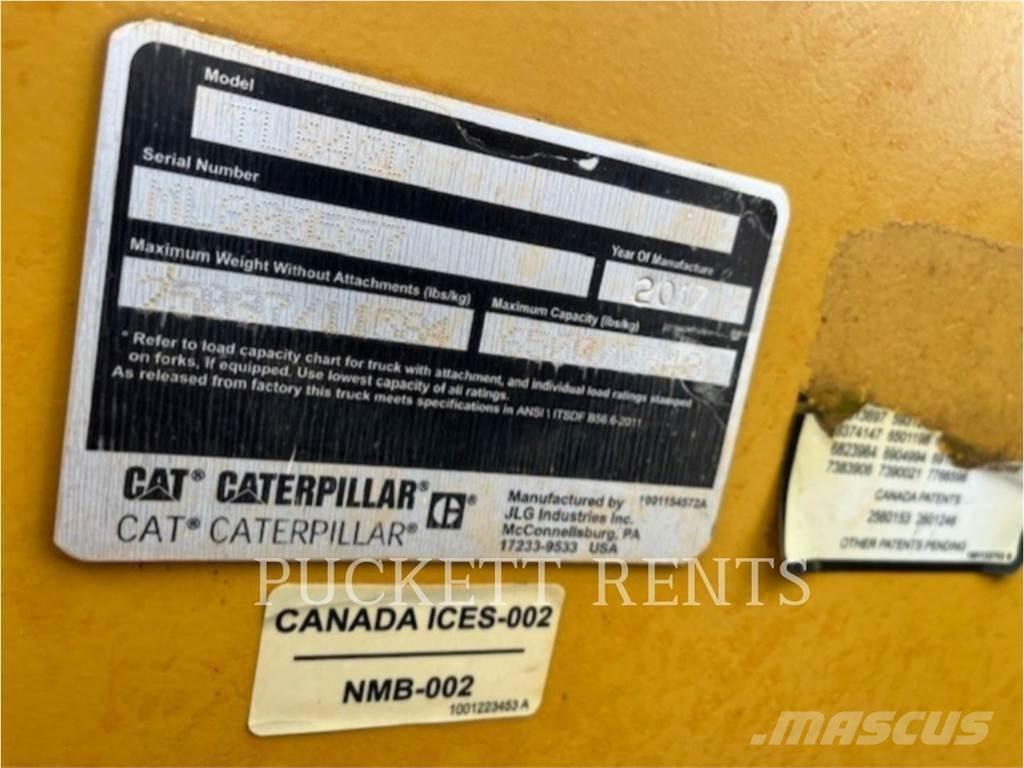CAT TL642D Teleskopiskie manipulatori