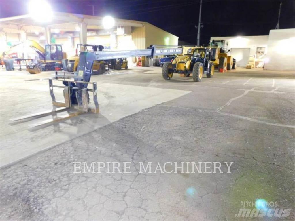 CAT TL642D Teleskopiskie manipulatori