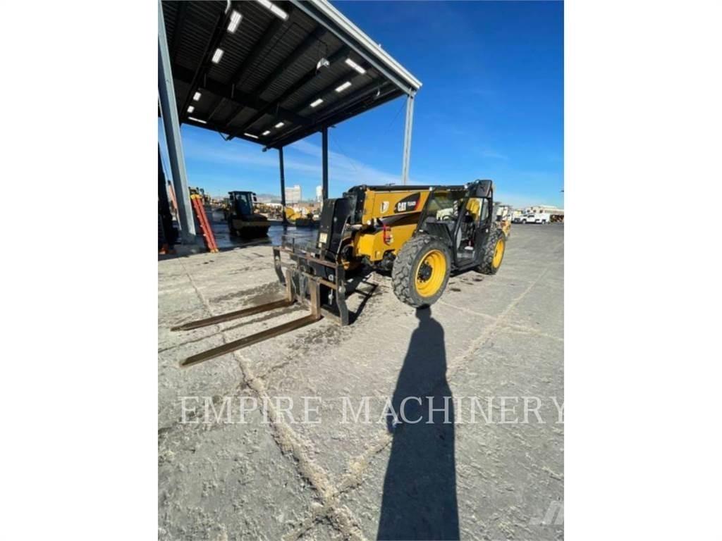 CAT TL642D Teleskopiskie manipulatori