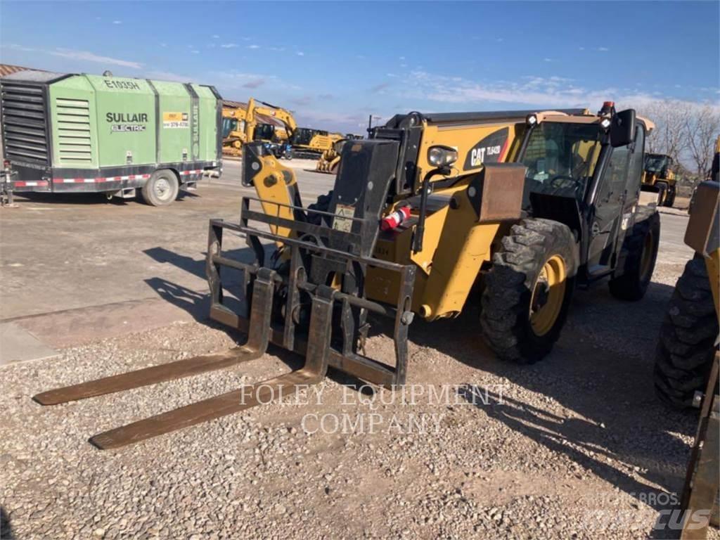 CAT TL642DC Teleskopiskie manipulatori