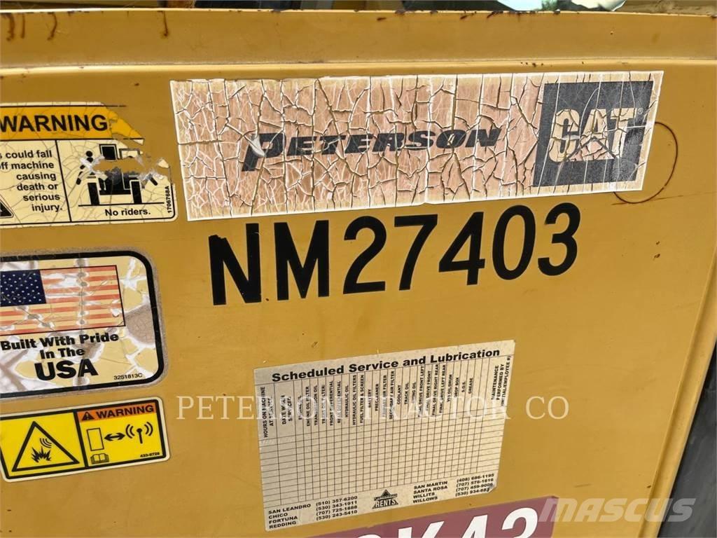 CAT TL943 Teleskopiskie manipulatori