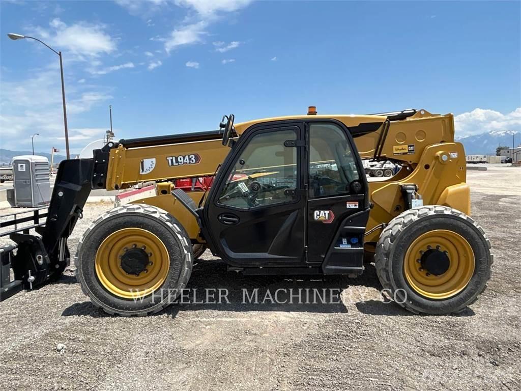 CAT TL943 CB Teleskopiskie manipulatori