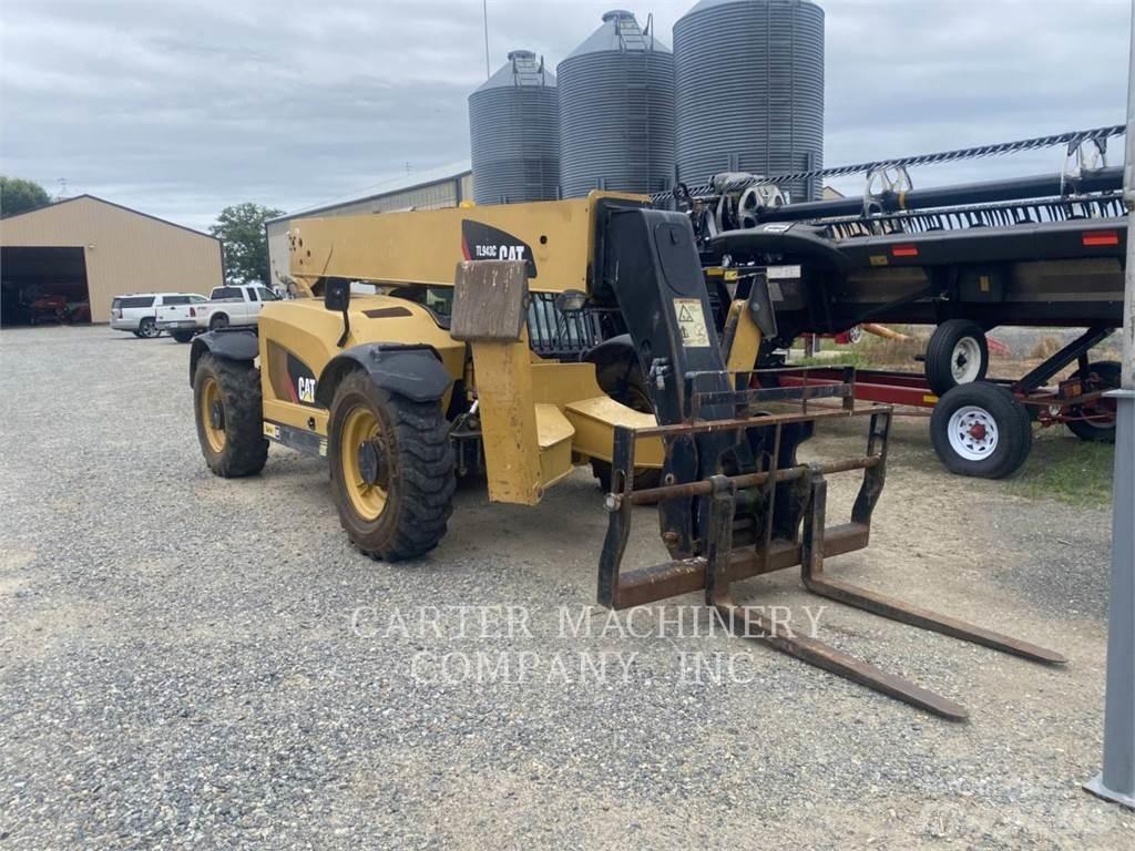CAT TL943C Teleskopiskie manipulatori