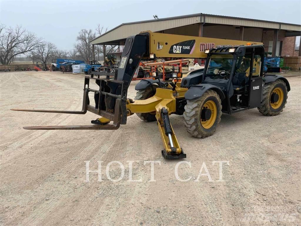 CAT TL943C Teleskopiskie manipulatori