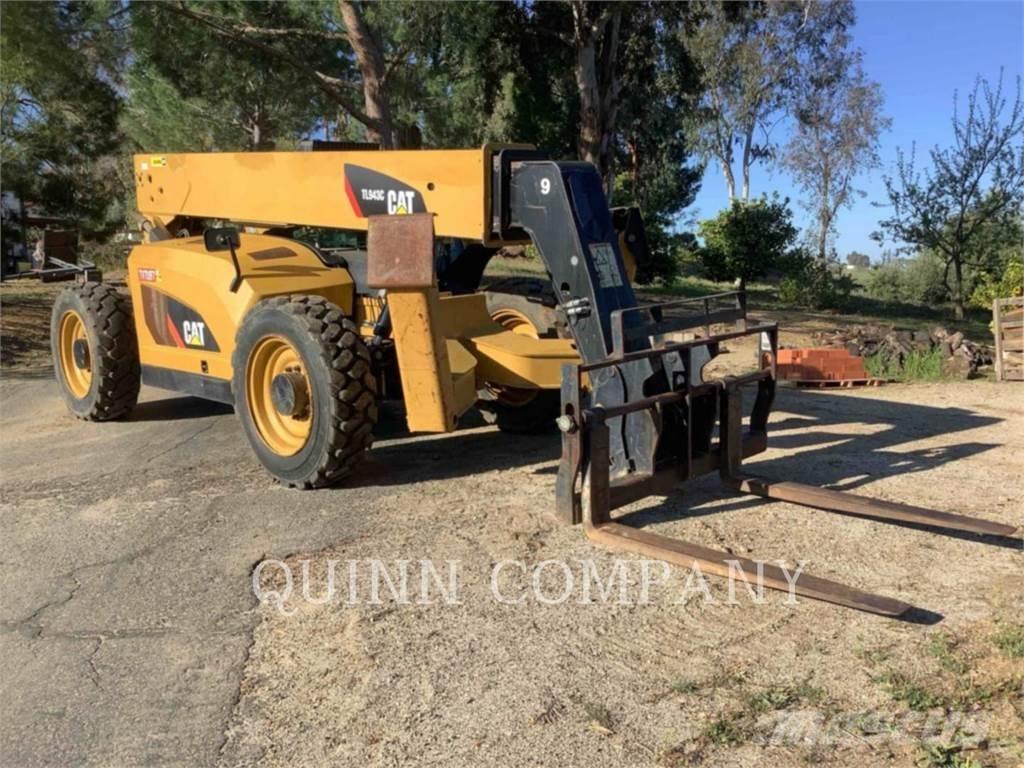 CAT TL943C Teleskopiskie manipulatori