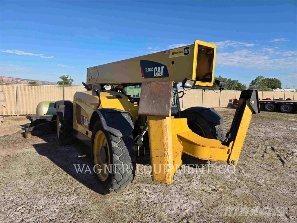CAT TL943C Teleskopiskie manipulatori