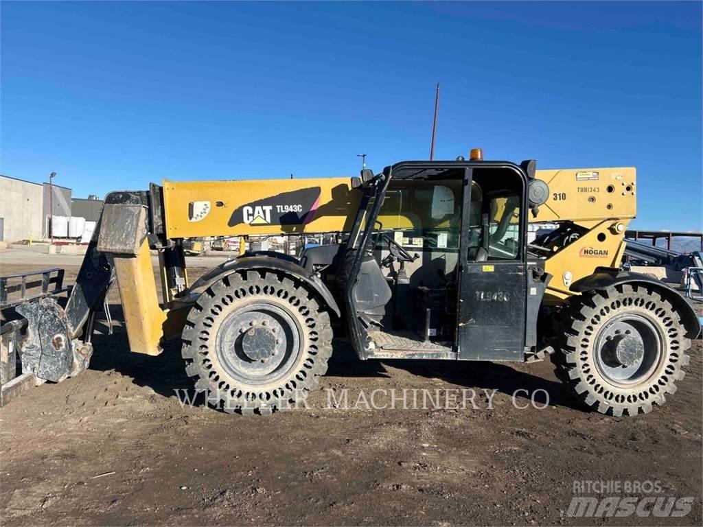 CAT TL943C CPY Teleskopiskie manipulatori