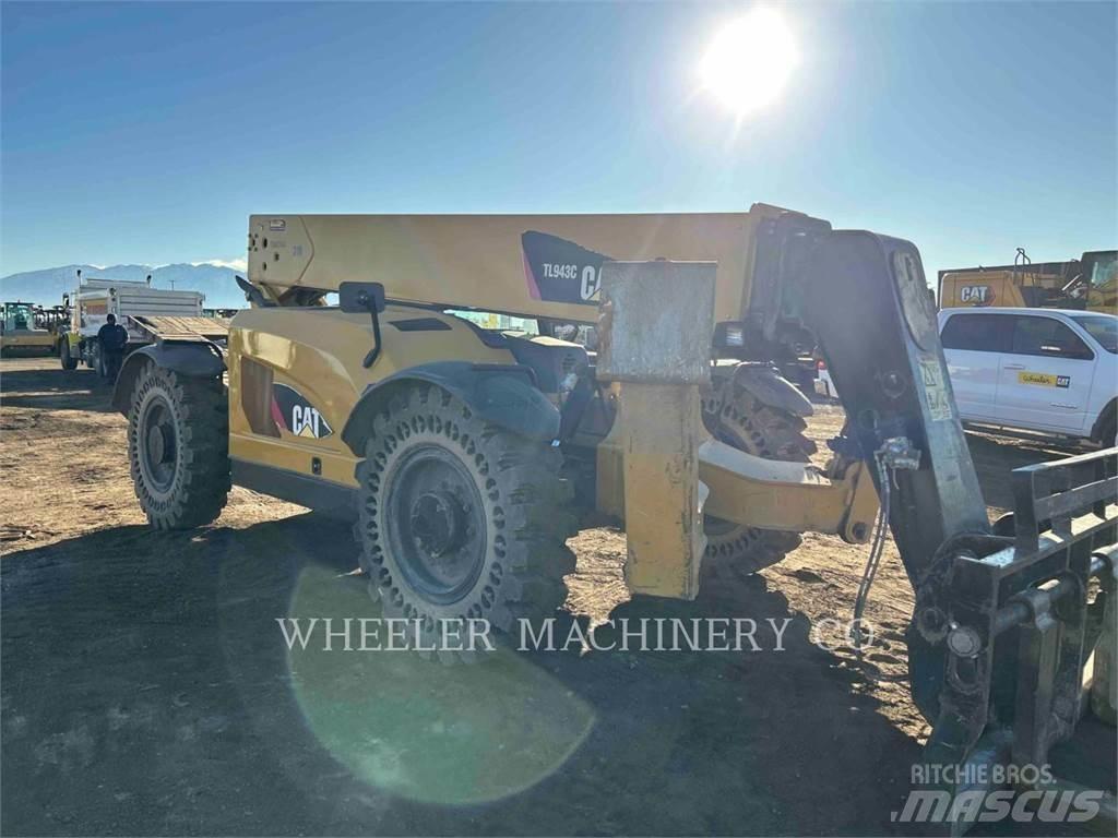 CAT TL943C CPY Teleskopiskie manipulatori