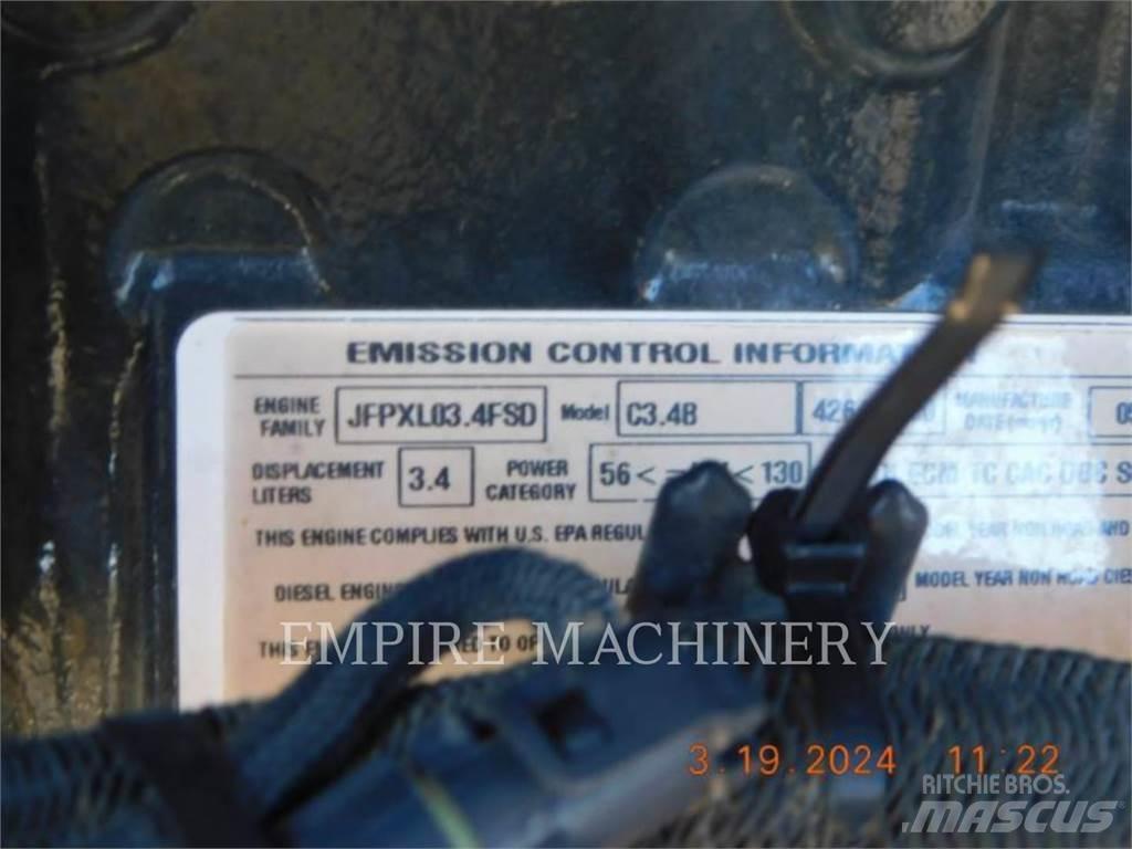 CAT TL943D Teleskopiskie manipulatori
