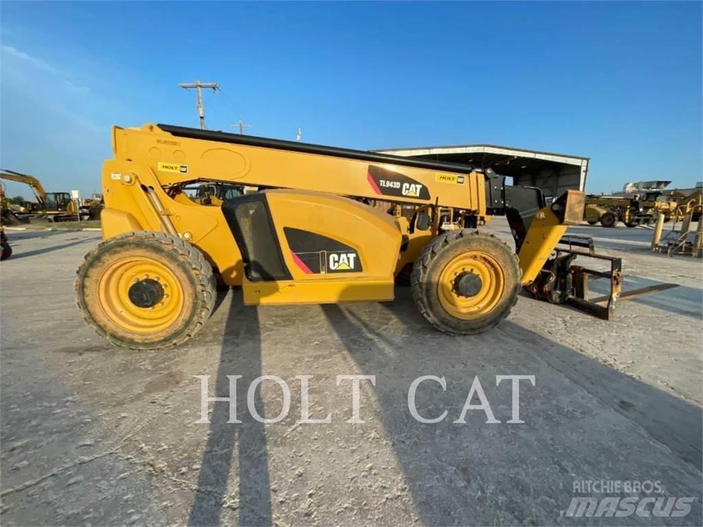 CAT TL943D Teleskopiskie manipulatori