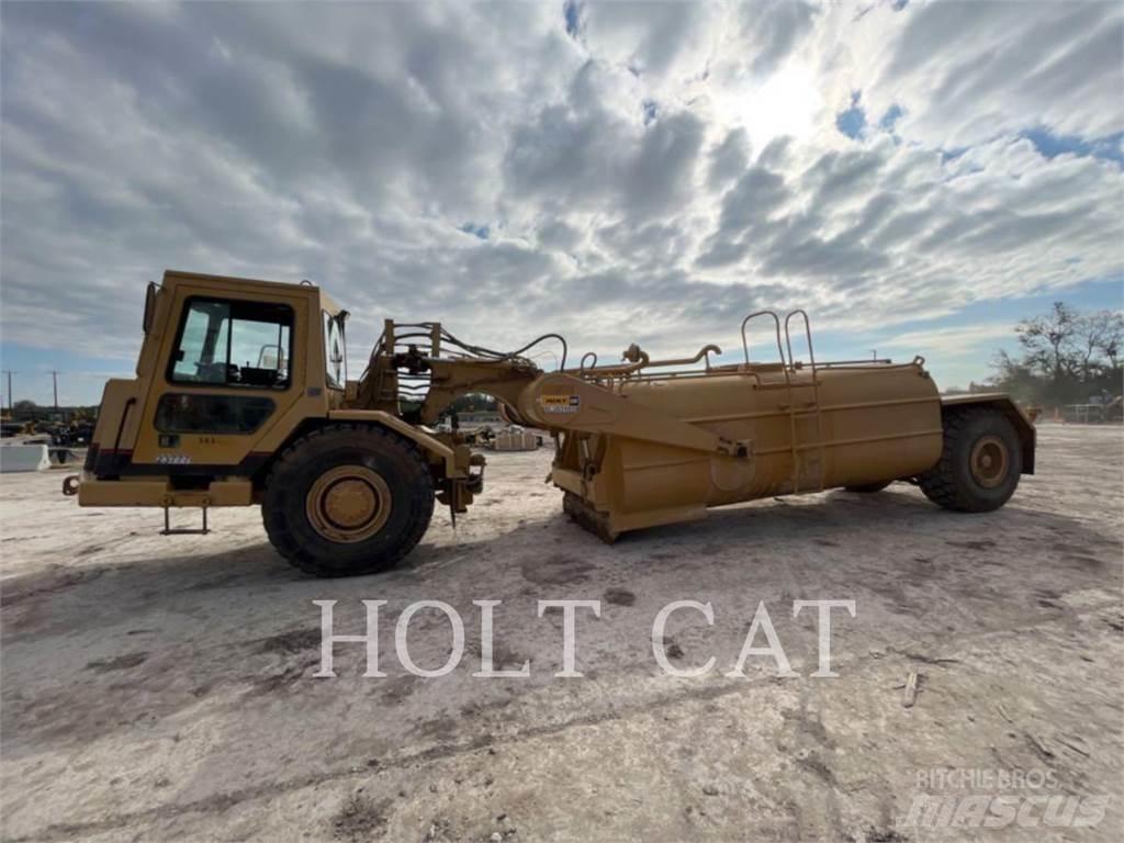 CAT W00 613C Skrēperi