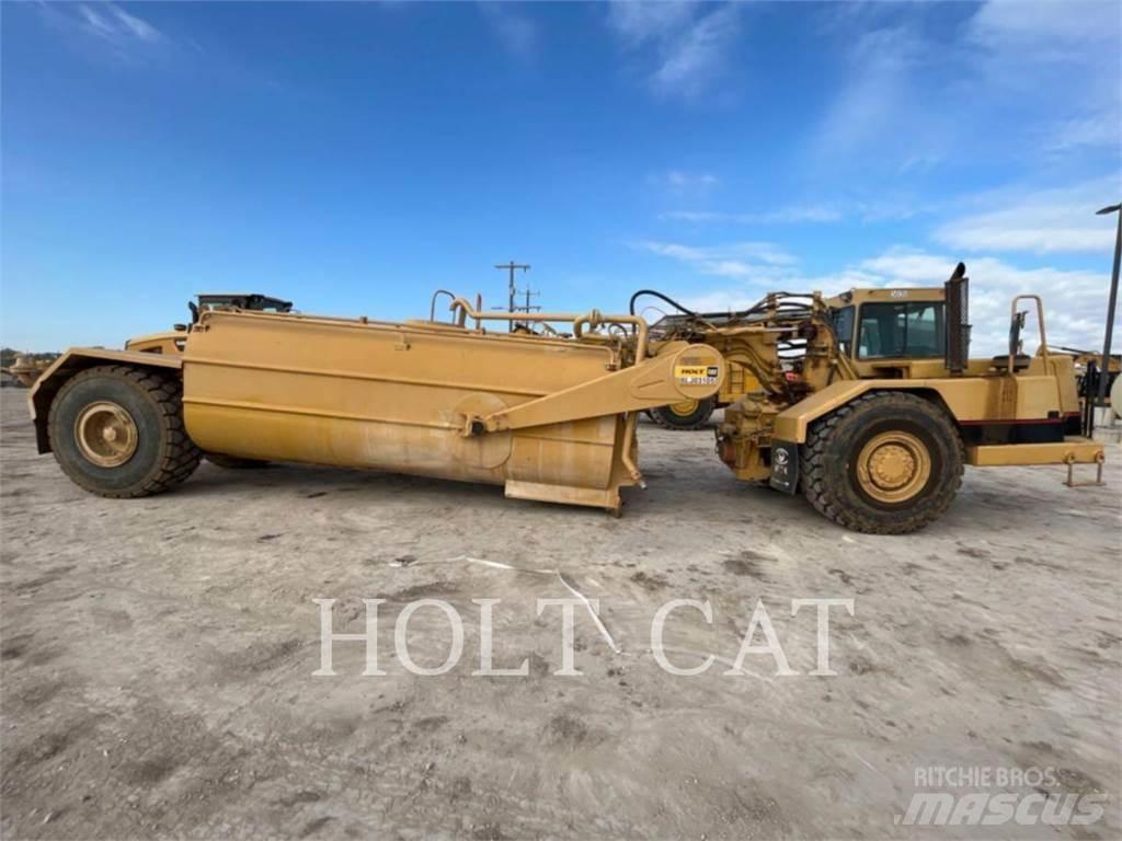 CAT W00 613C Skrēperi