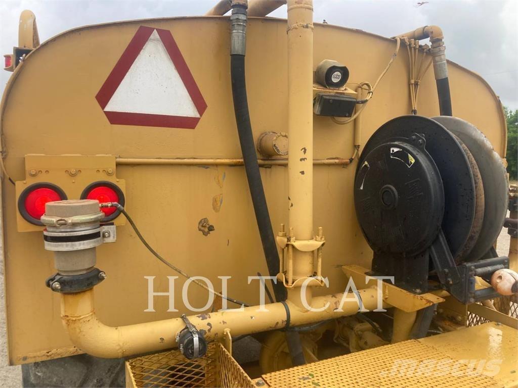 CAT W00 613C Skrēperi