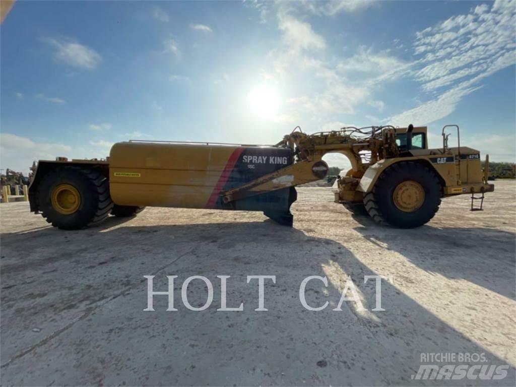 CAT W00 621G Skrēperi