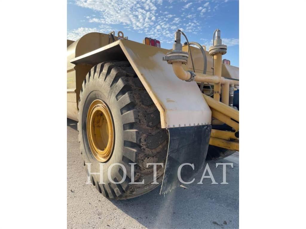 CAT W00 621G Skrēperi