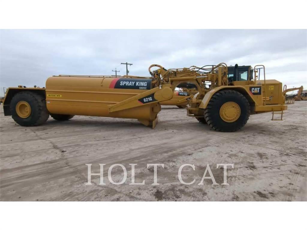 CAT W00 621G Skrēperi