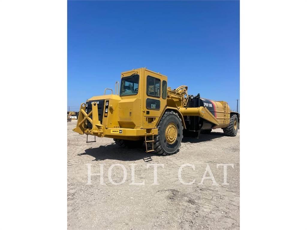 CAT W00 621G Skrēperi