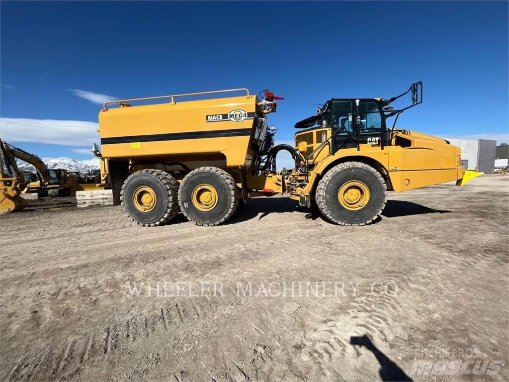CAT WT 740 GC Autocisterna