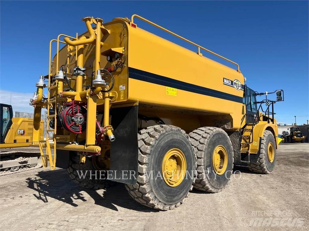 CAT WT 740 GC Autocisterna