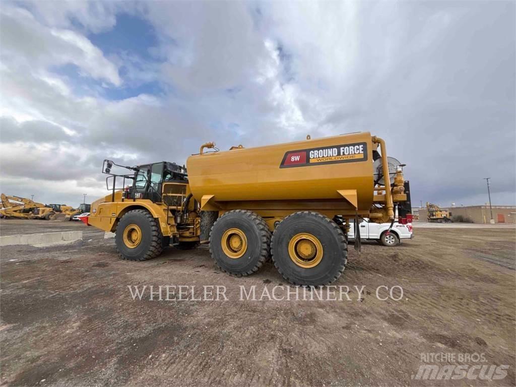 CAT WT 740 GC Autocisterna