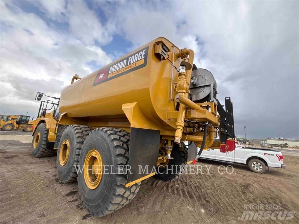 CAT WT 740 GC Autocisterna