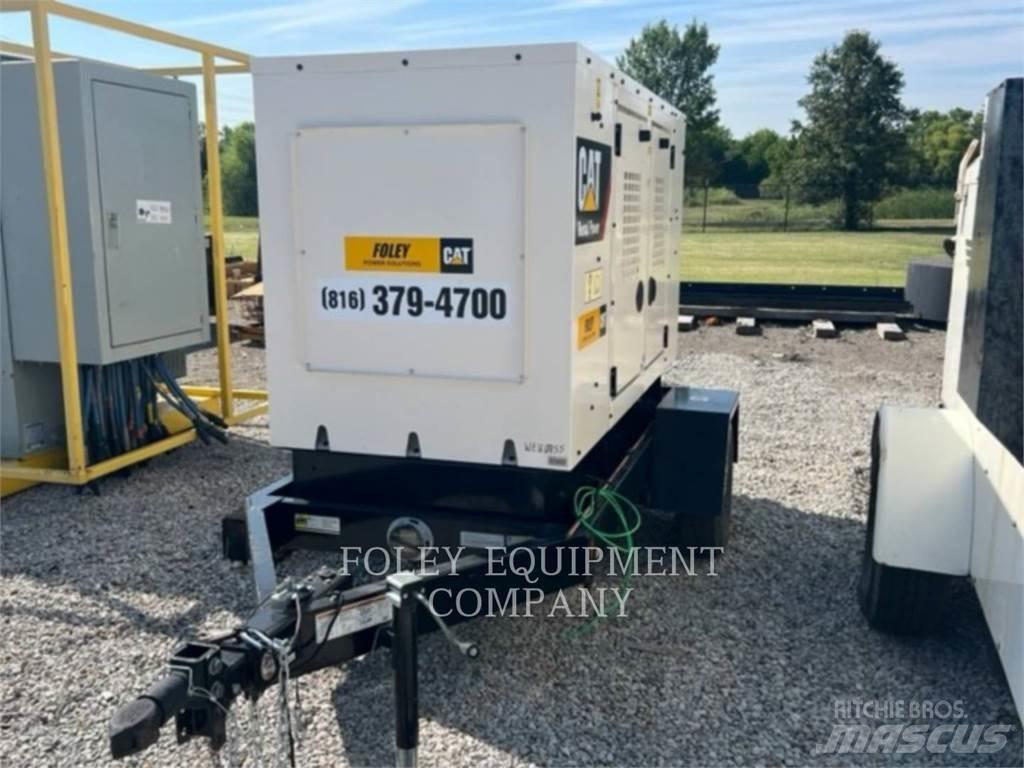 CAT XQ35KVA Citi ģeneratori