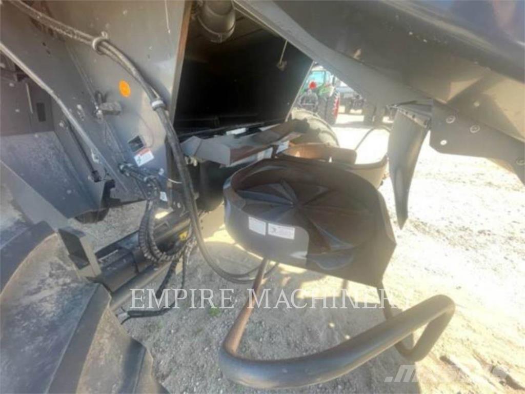 Claas LEXION 740 Cits lopbarības novācēju, kombainu aprīkojums