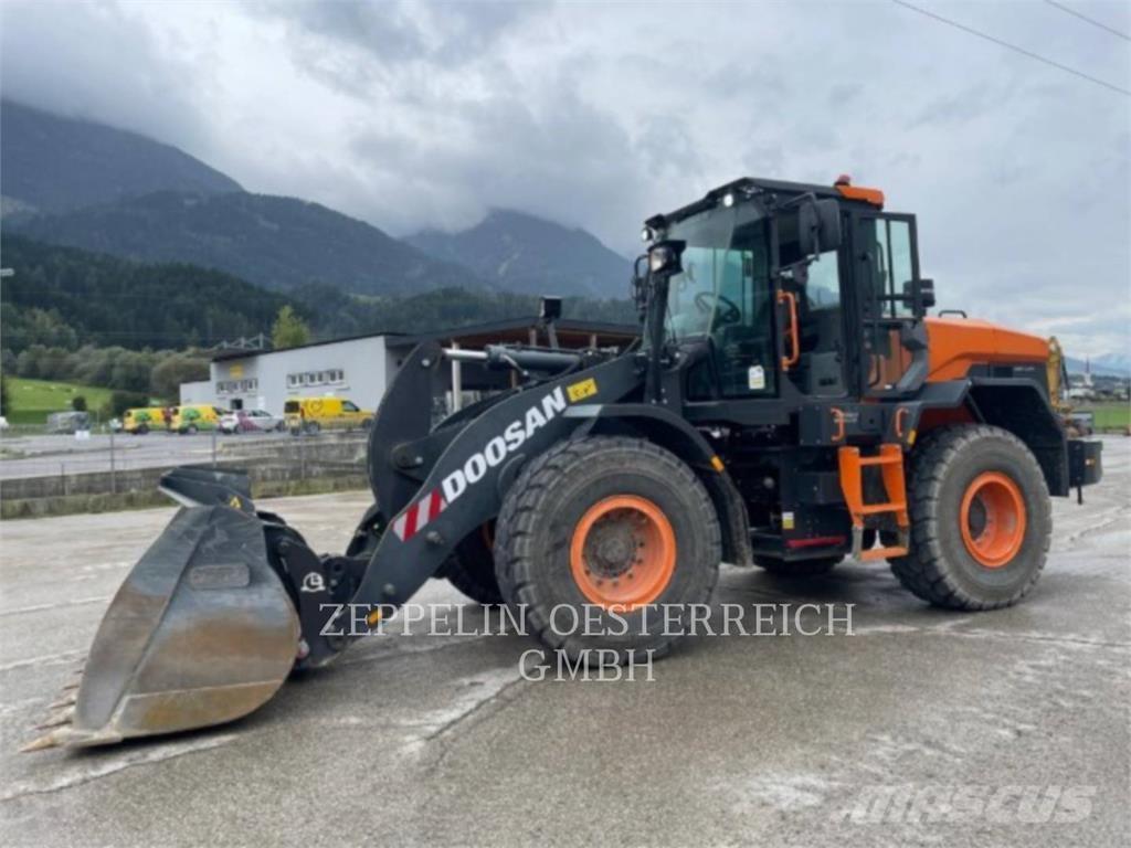 Doosan DL250-7 Iekrāvēji uz riteņiem