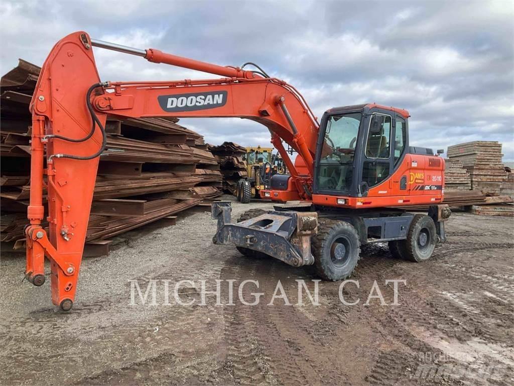 Doosan DX190W Ekskavatori uz riteņiem