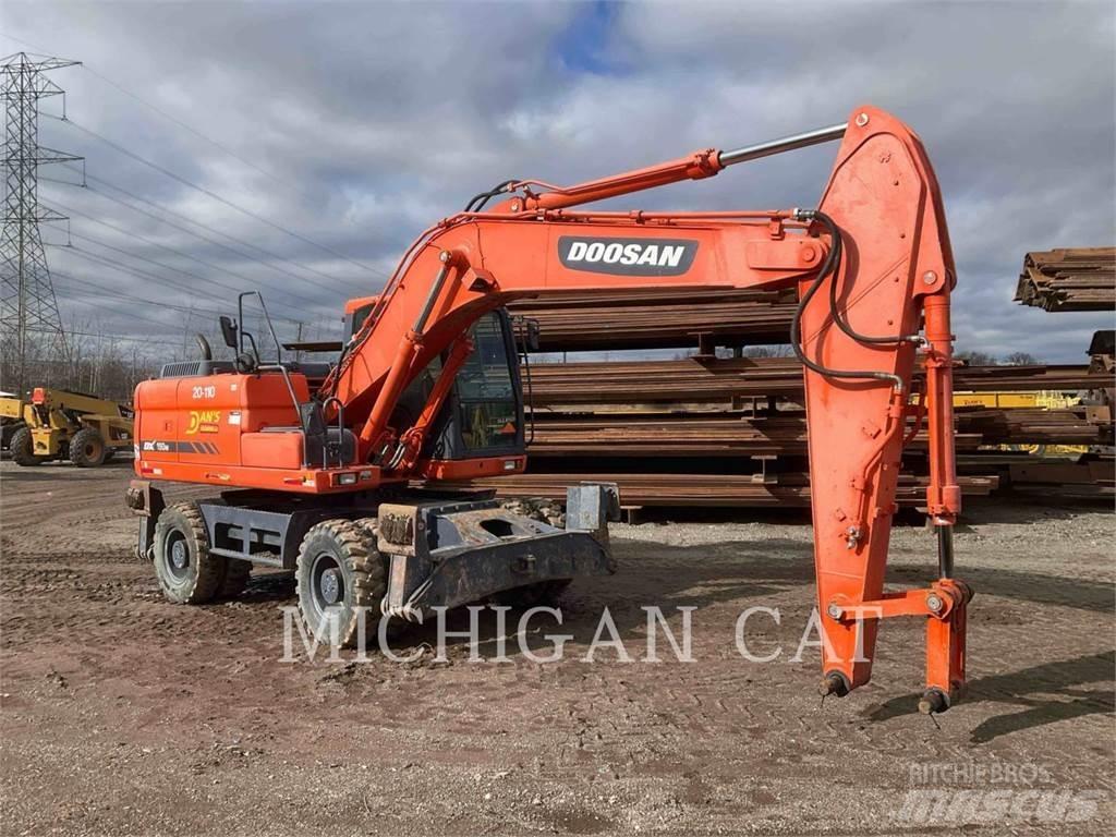 Doosan DX190W Ekskavatori uz riteņiem