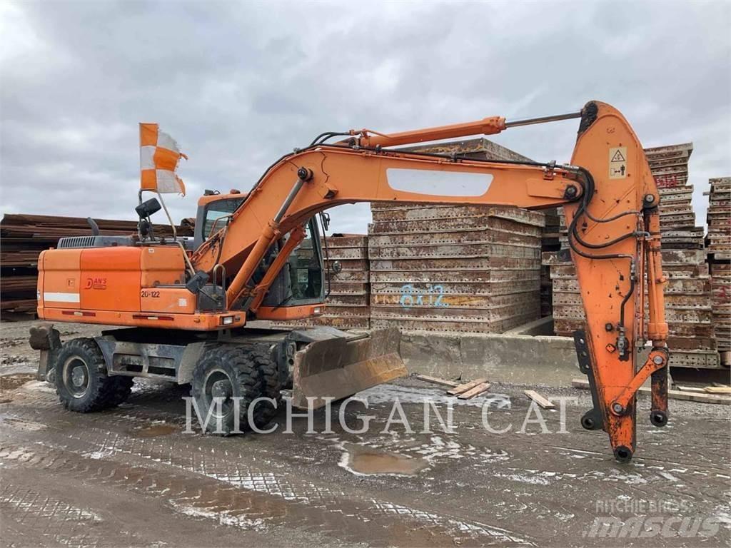 Doosan DX190W Ekskavatori uz riteņiem