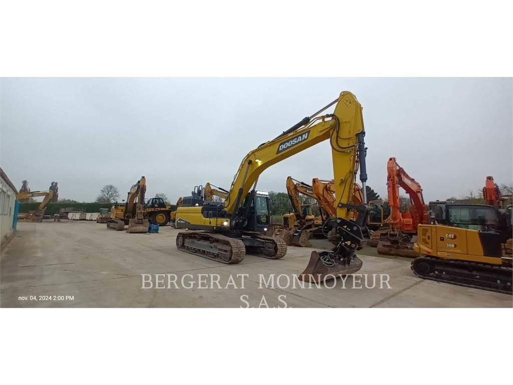 Doosan DX300 Kāpurķēžu ekskavatori