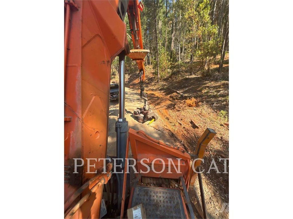 Doosan DX300LL-5 Mežizstrādes traktori