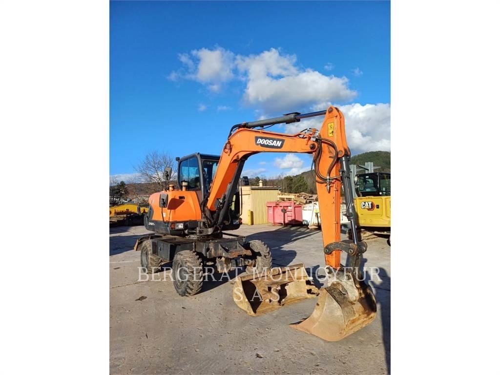 Doosan DX57W-7 Ekskavatori uz riteņiem