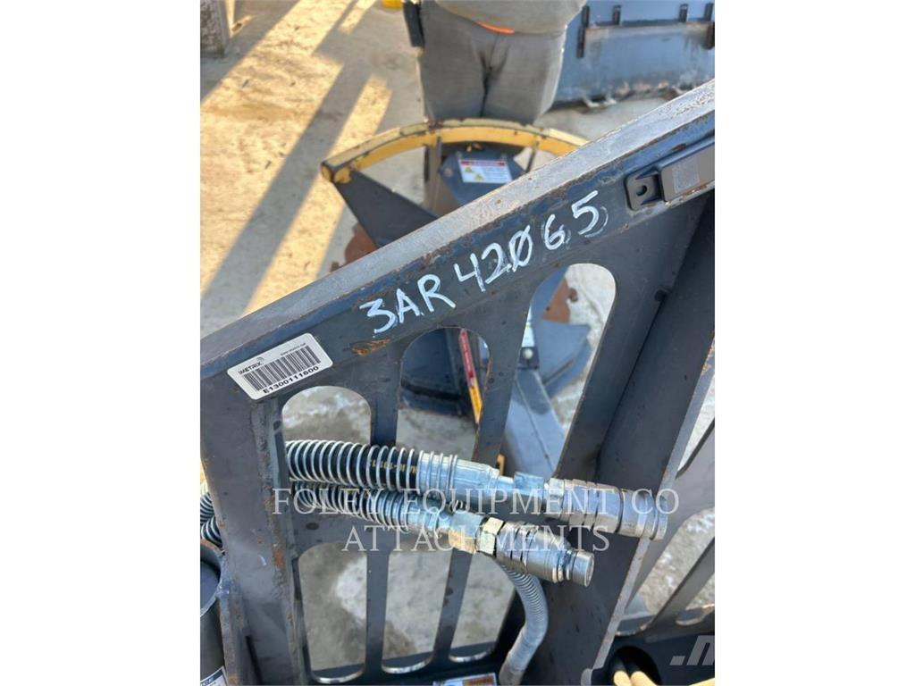 Dymax TSASS38DHF Lietoti riteņu kompaktiekrāvēji