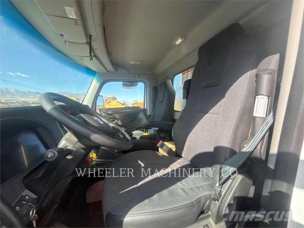  E.D. ETNYRE DIST 3500 Bitumena smidzinātāji