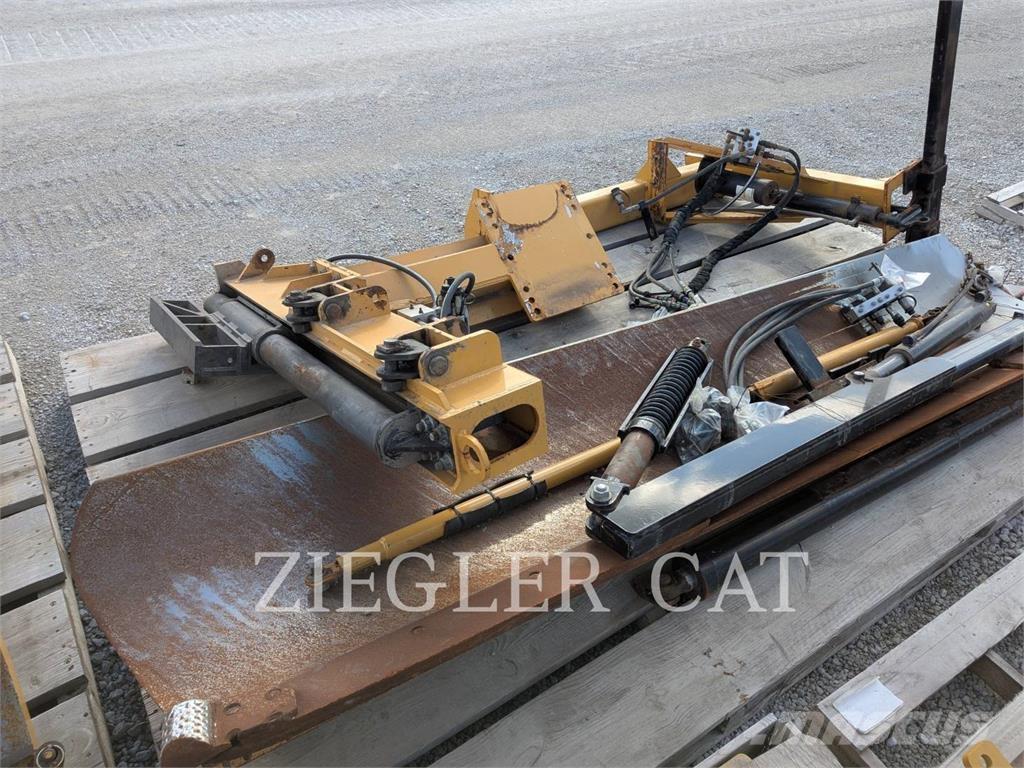 Falls SNOWWING Sniega metēji