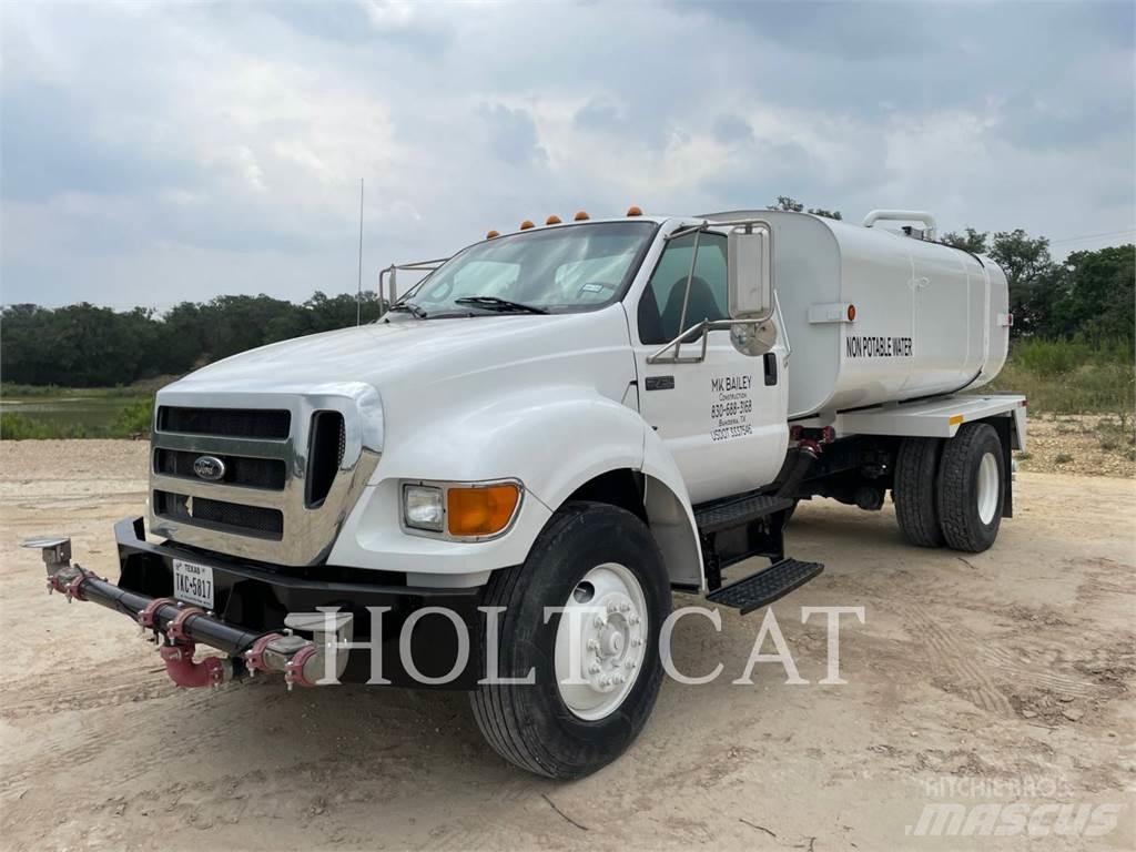 Ford F750 Autocisterna