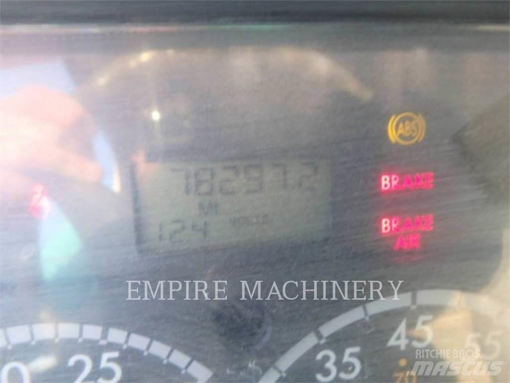 Freightliner 2K WT Autocisterna