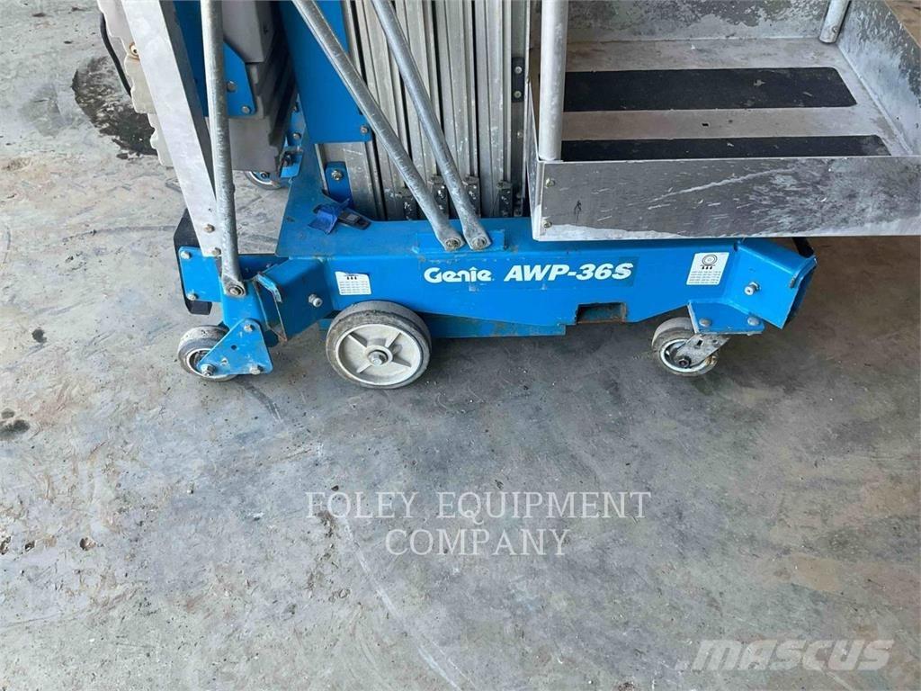 Genie AWP36SDC Šķerveida pacēlāji