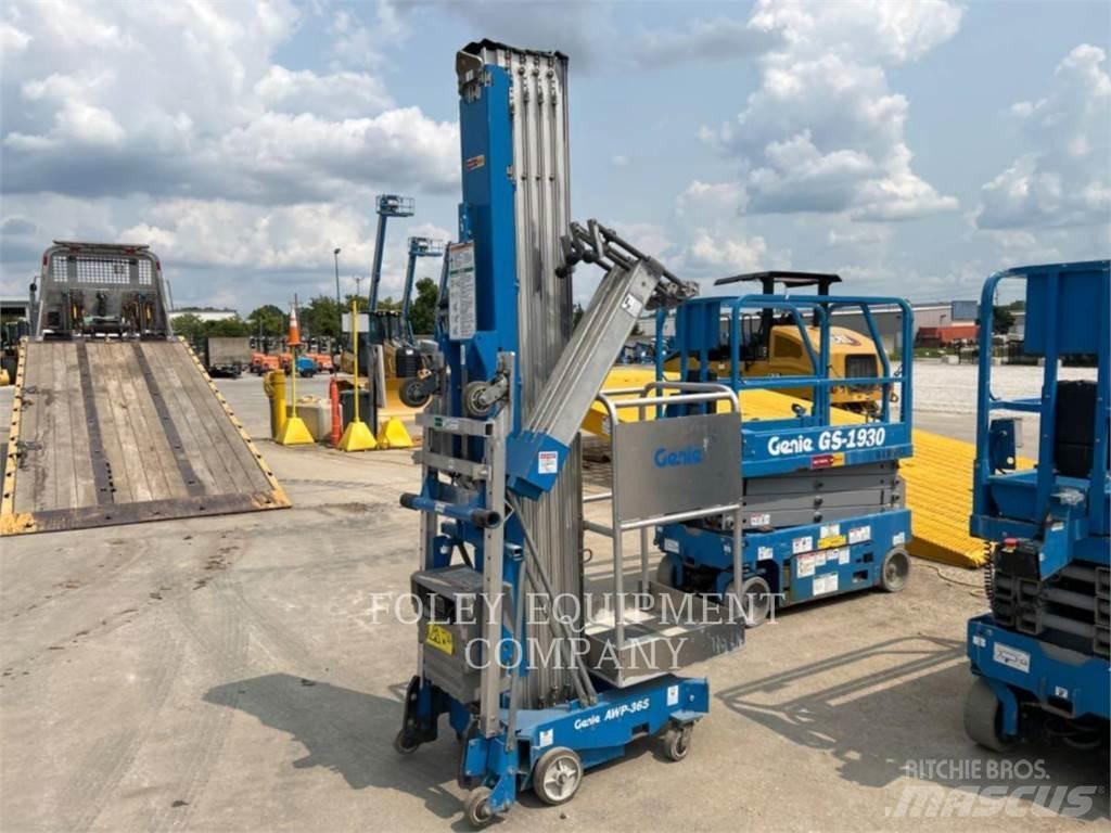 Genie AWP36SDC Šķerveida pacēlāji