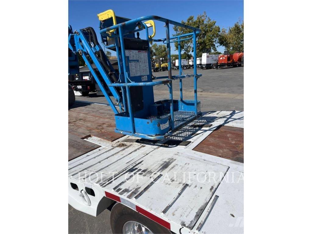 Genie BOOM Z40 Strēles pacēlāji