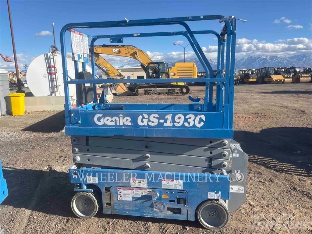 Genie GS1930 Šķerveida pacēlāji