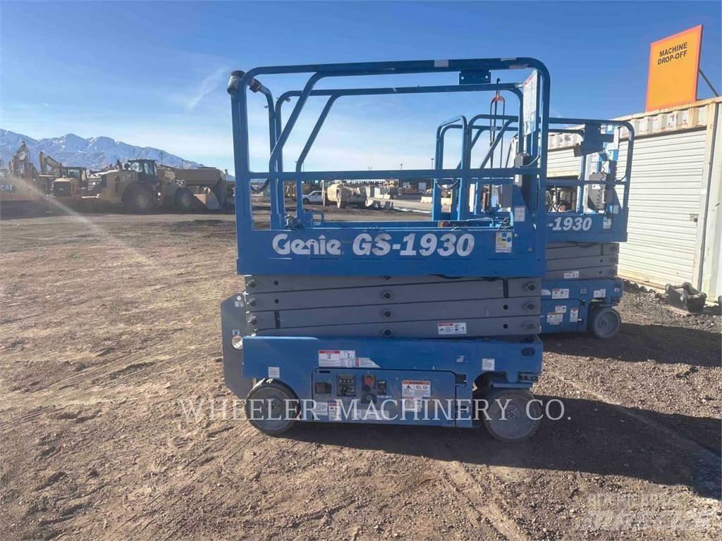 Genie GS1930 Šķerveida pacēlāji